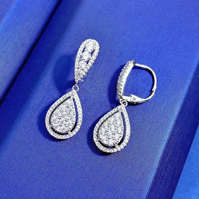 Boucles d'oreilles en argent gemmes en diamant en forme de poire💎