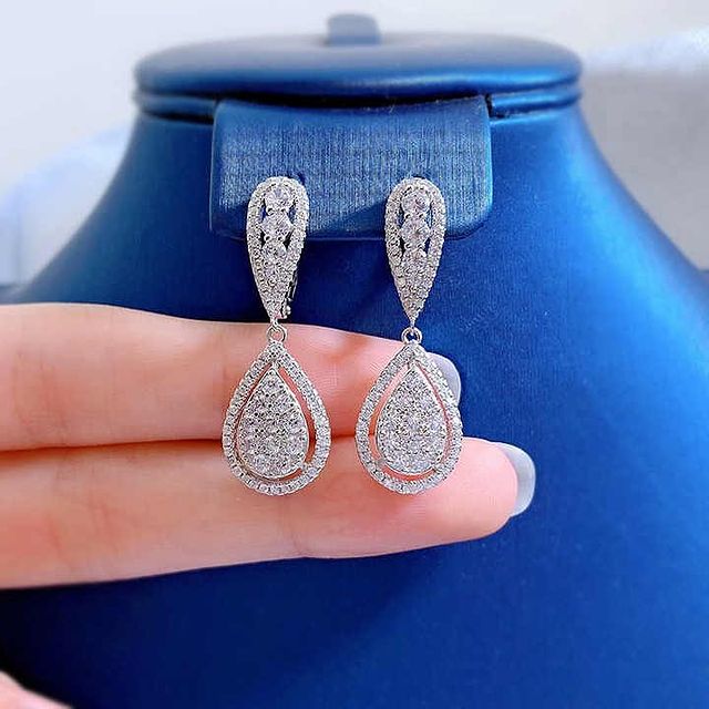 Boucles d'oreilles en argent gemmes en diamant en forme de poire💎